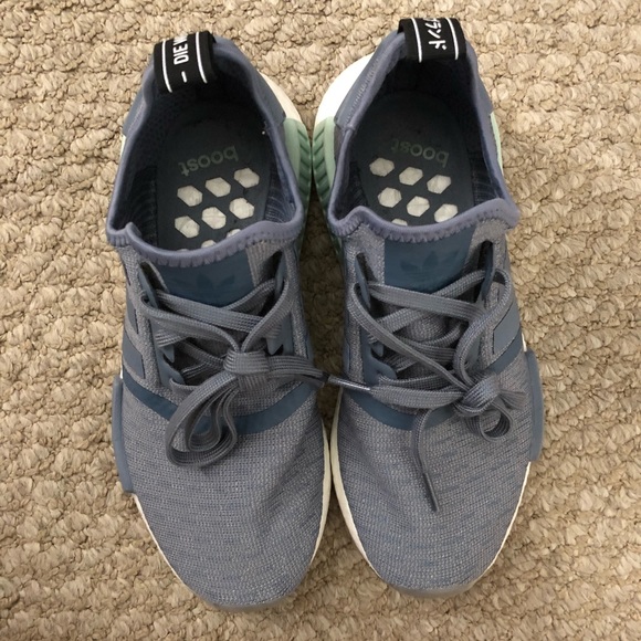 Women’s Adidas NMD R1 - Picture 5 of 7
